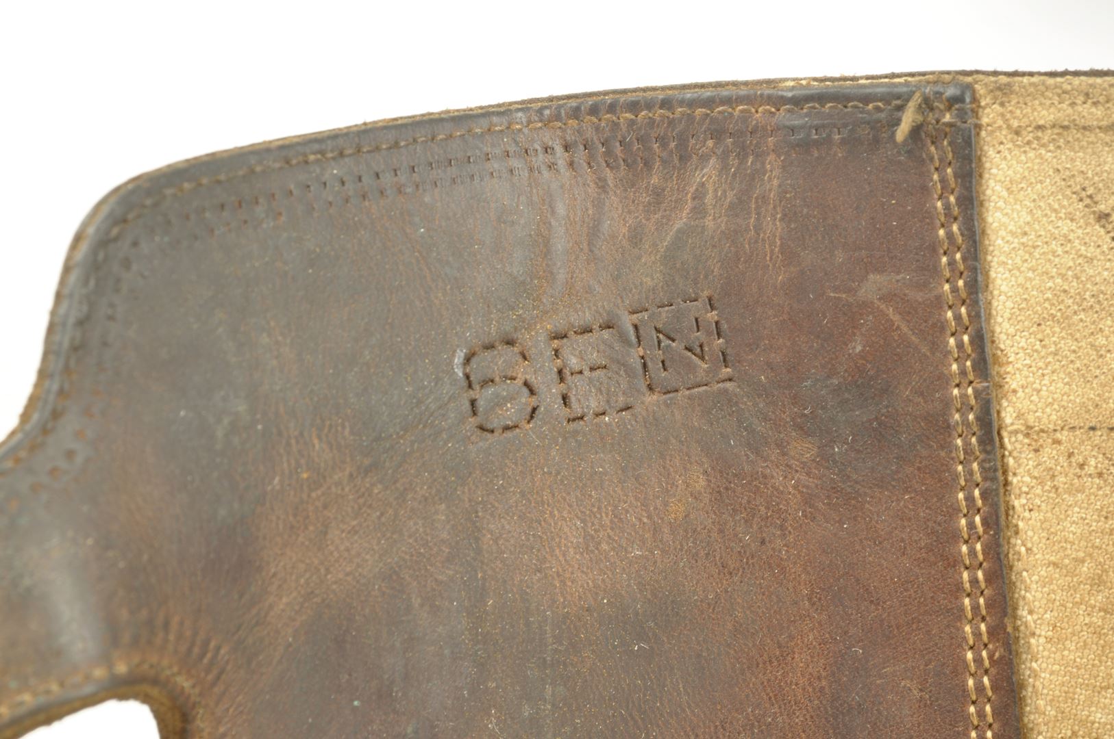 Brodequins à Jambières / Buckle Boots datés 1944