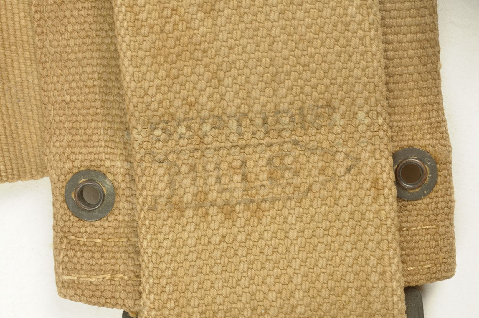 Ceinturon MILLS 1918 identifié / USMC 3rd Division 1942