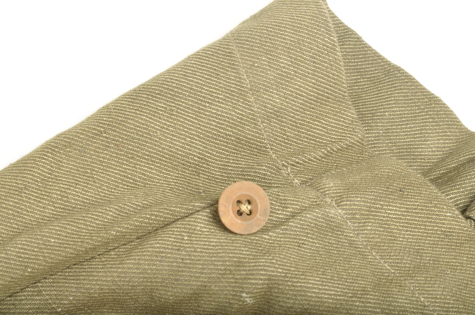 Pantalon modèle 44 daté 1945
