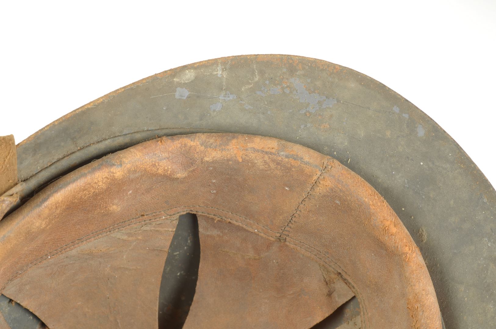 Casque Adrian d'Infanterie modèle 1915 sorti de grenier / Nominatif