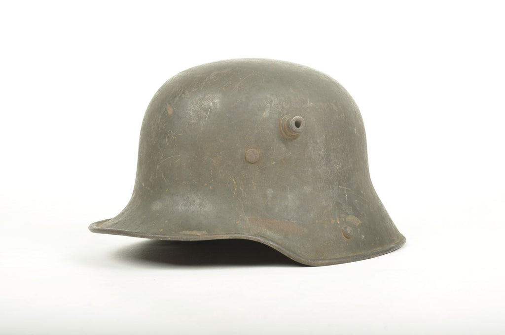 Casque Allemand modèle 1917 sorti de grenier