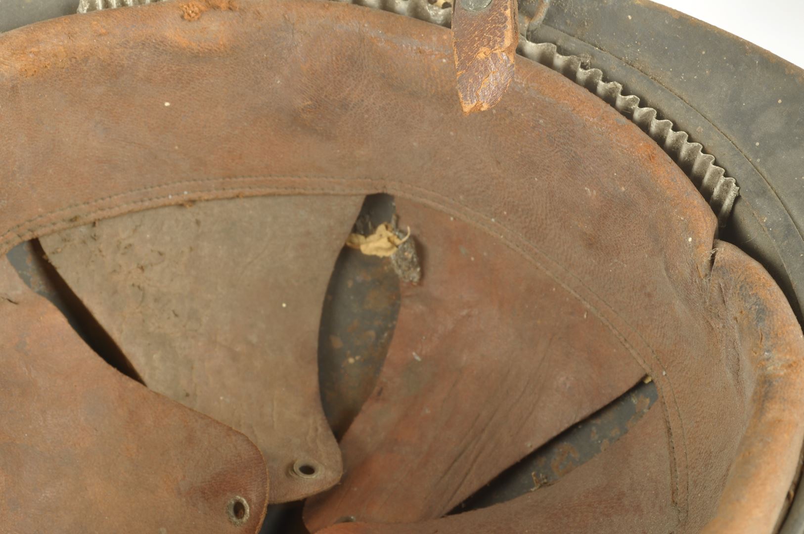 Casque Adrian d'Infanterie modèle 1915 sorti de grenier / Nominatif