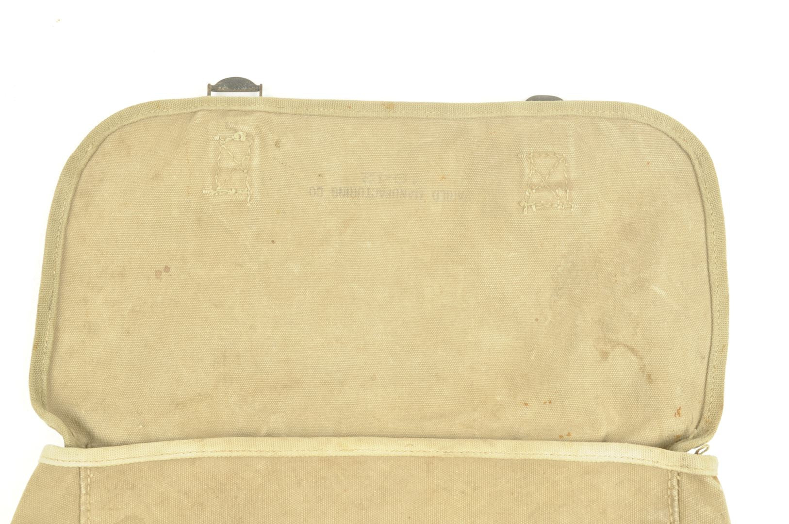 Musette "terrain" M36 datée 1942 / Nominative
