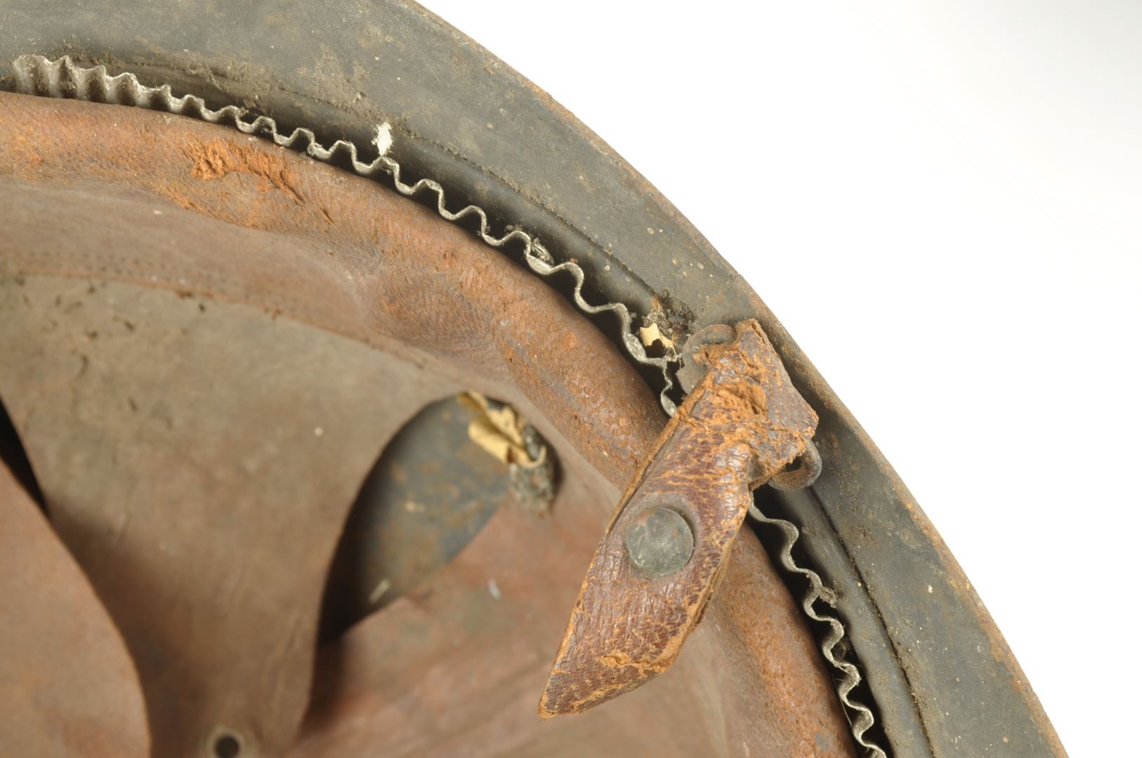 Casque Adrian d'Infanterie modèle 1915 sorti de grenier / Nominatif