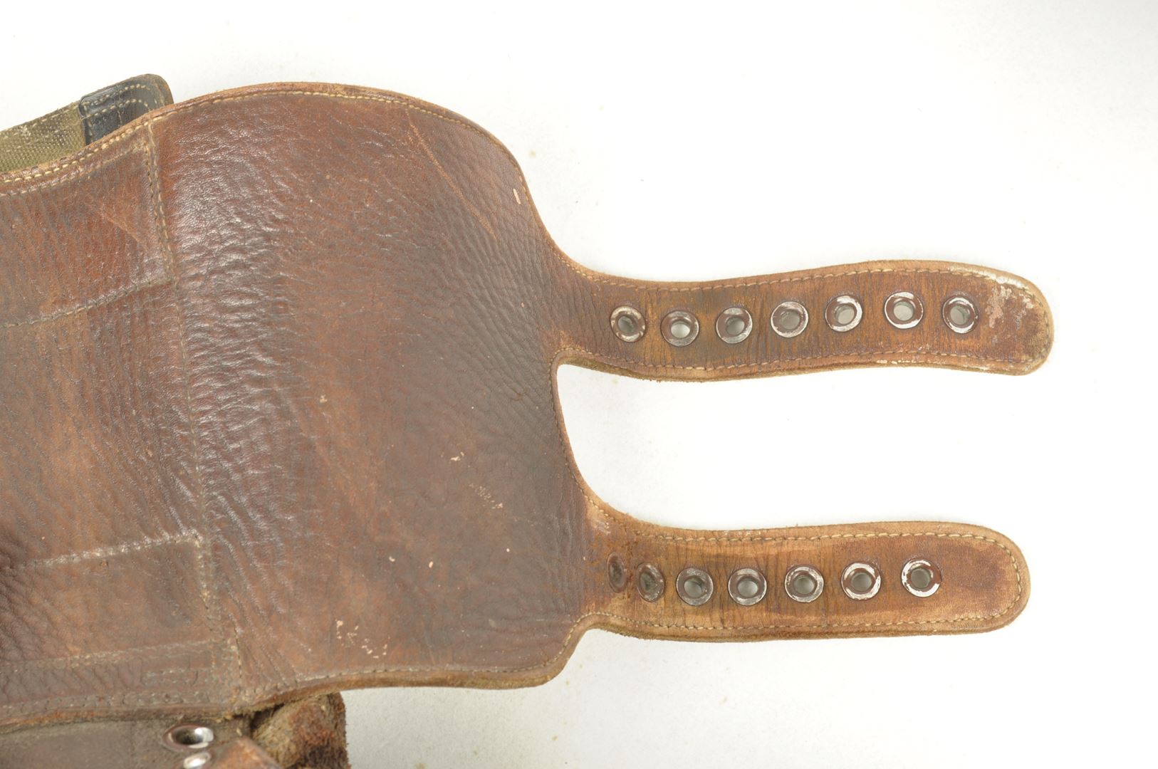 Brodequins à Jambières / Buckle Boots datés 1944