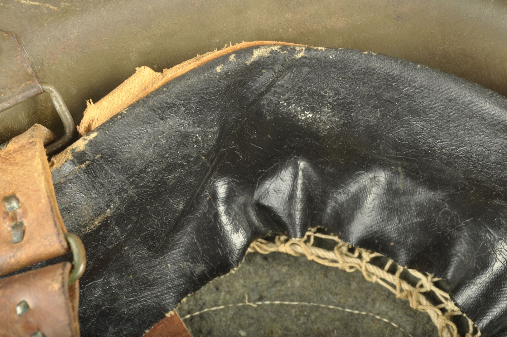 Casque US 17 / double insignes 89th Division Artillery Headquarters