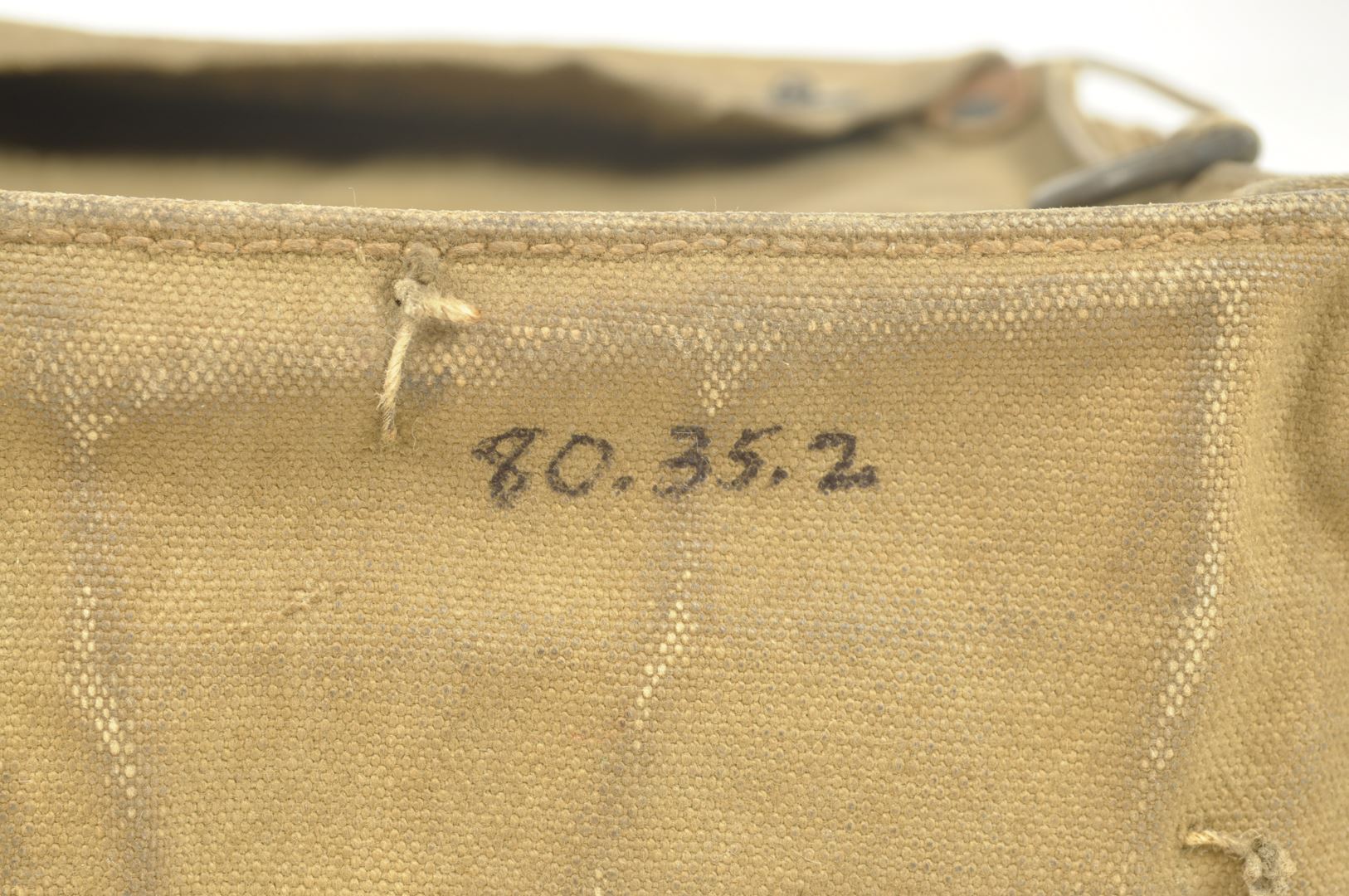 Sacoche Masque à Gaz US nominative et identifiée / 330th Field Artillery Regiment