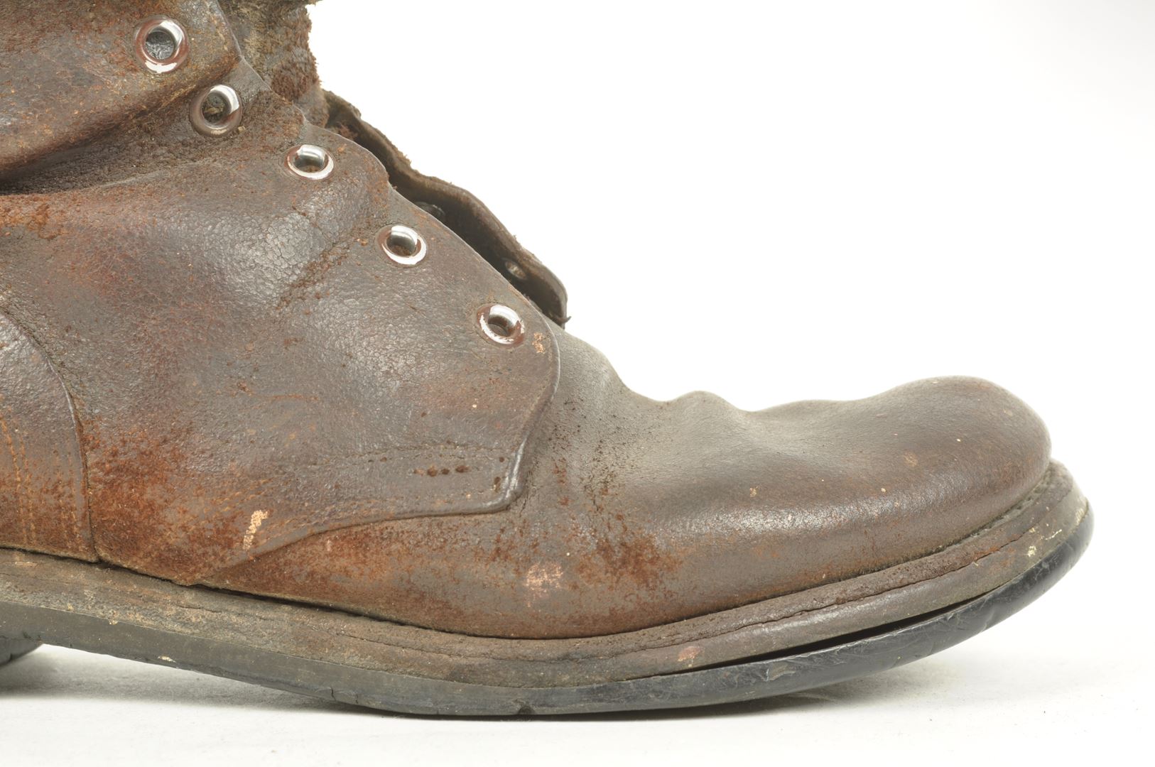 Brodequins à Jambières / Buckle Boots datés 1944
