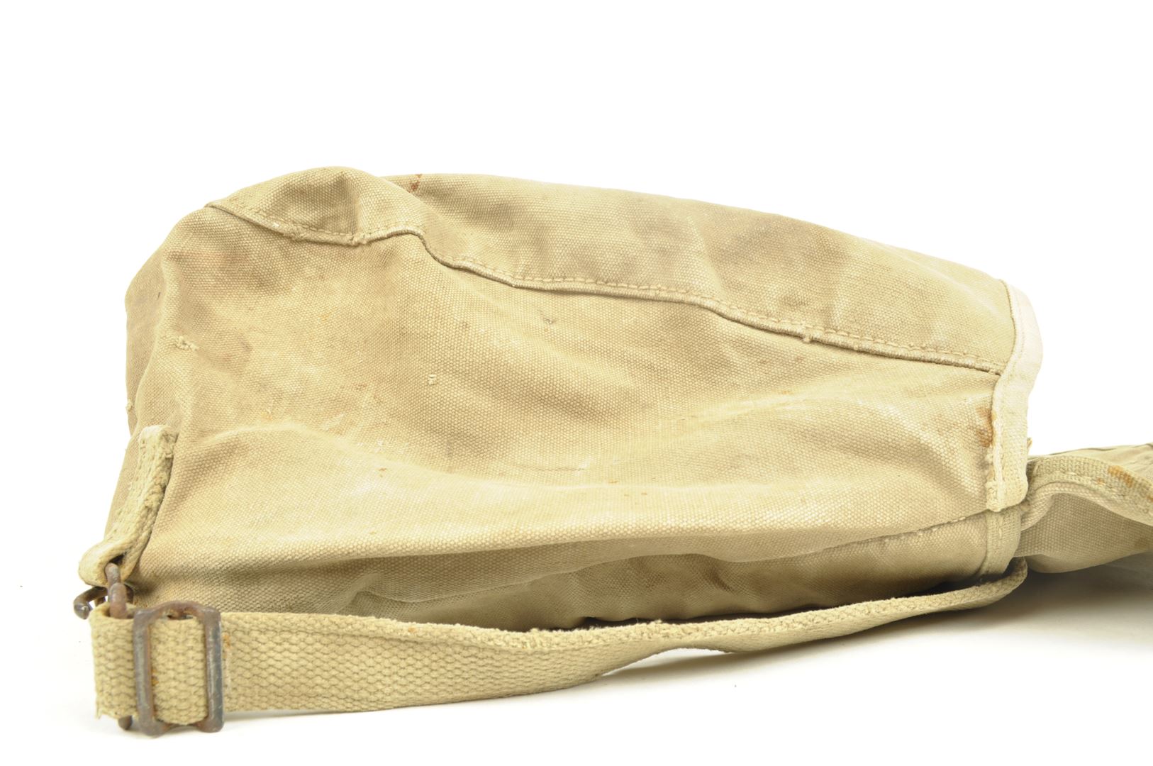 Musette "terrain" M36 datée 1942 / Nominative