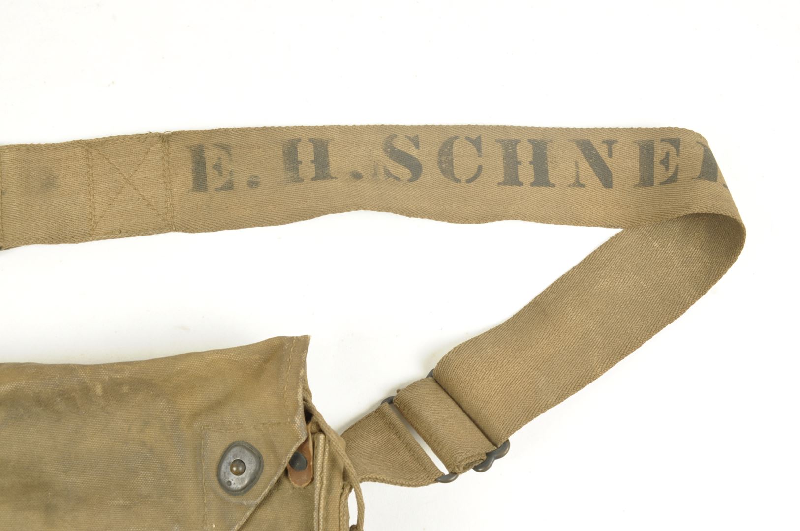 Sacoche Masque à Gaz US nominative et identifiée / 330th Field Artillery Regiment