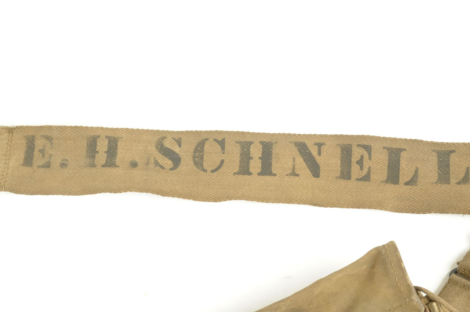 Sacoche Masque à Gaz US nominative et identifiée / 330th Field Artillery Regiment