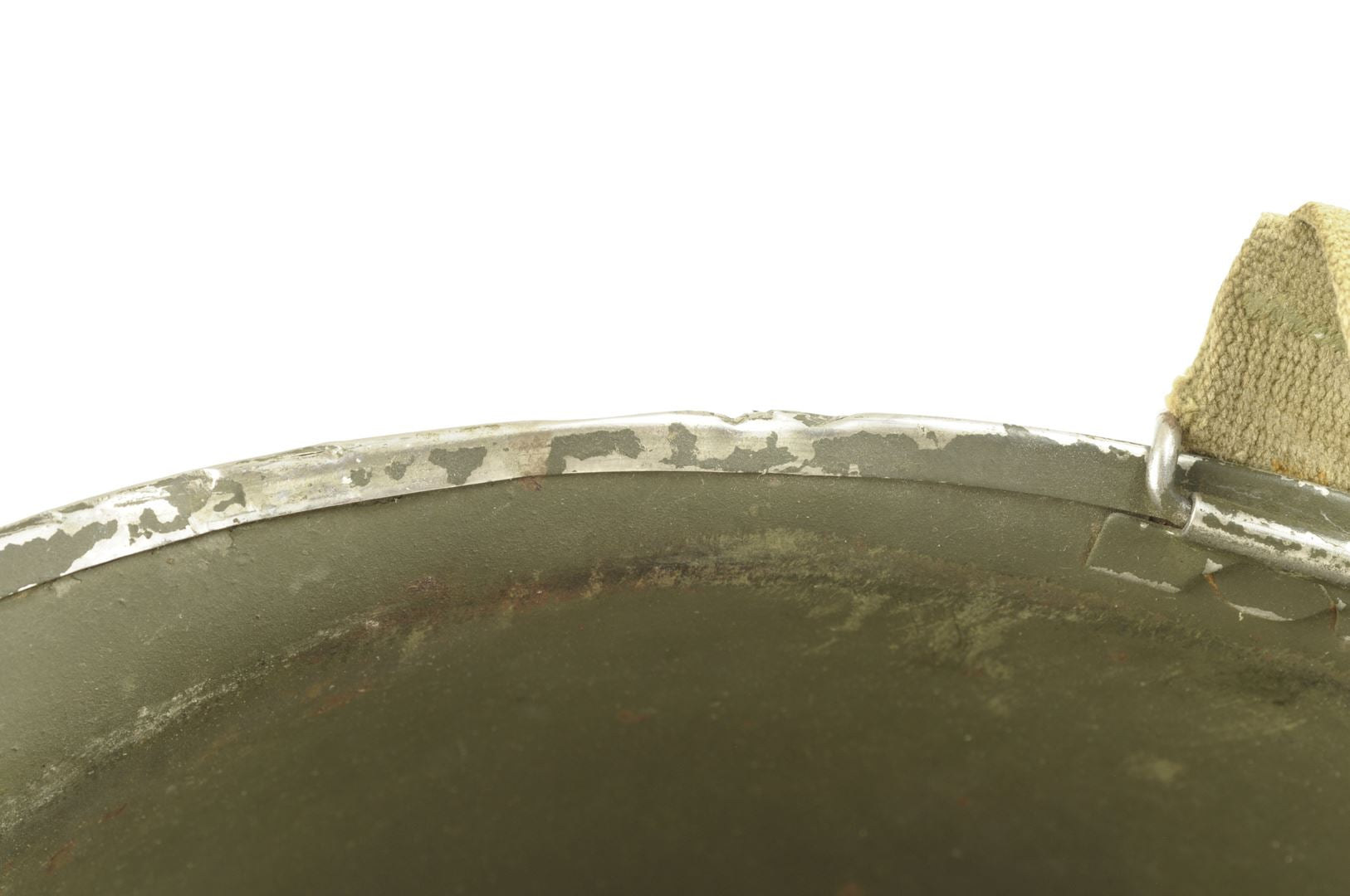 Casque US M1 impacté et son sous casque FIRESTONE nominatif / ARDENNES