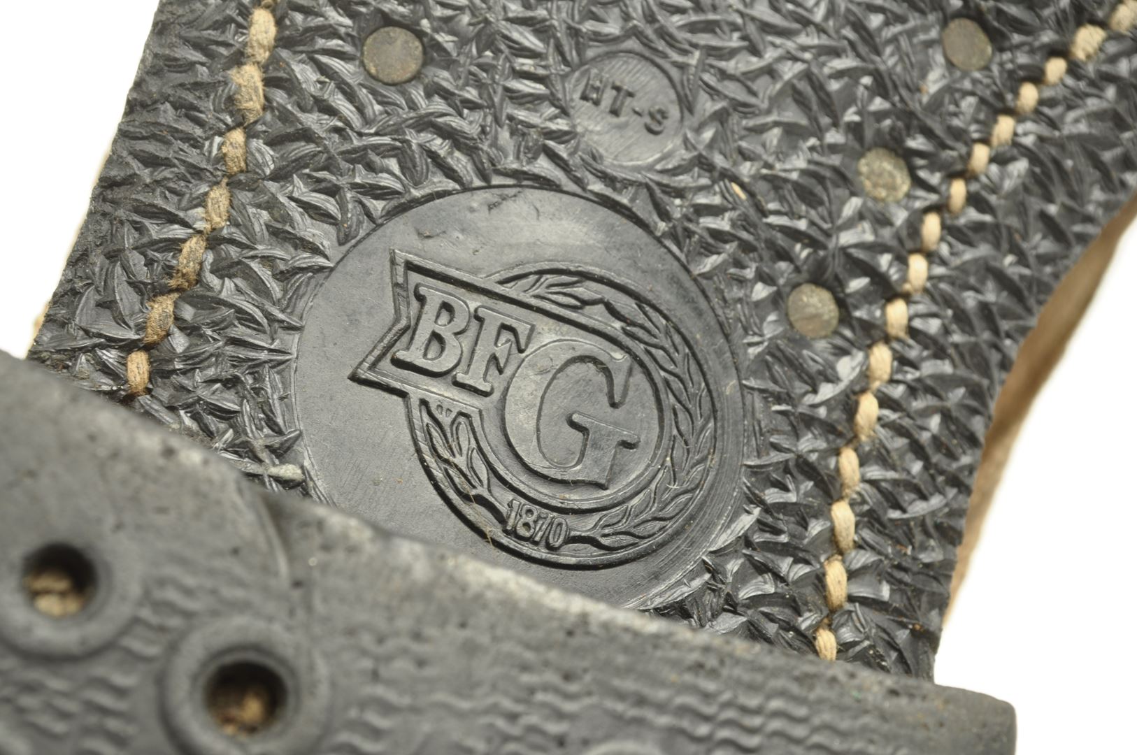 Brodequins à Jambières / Buckle Boots datés 1944