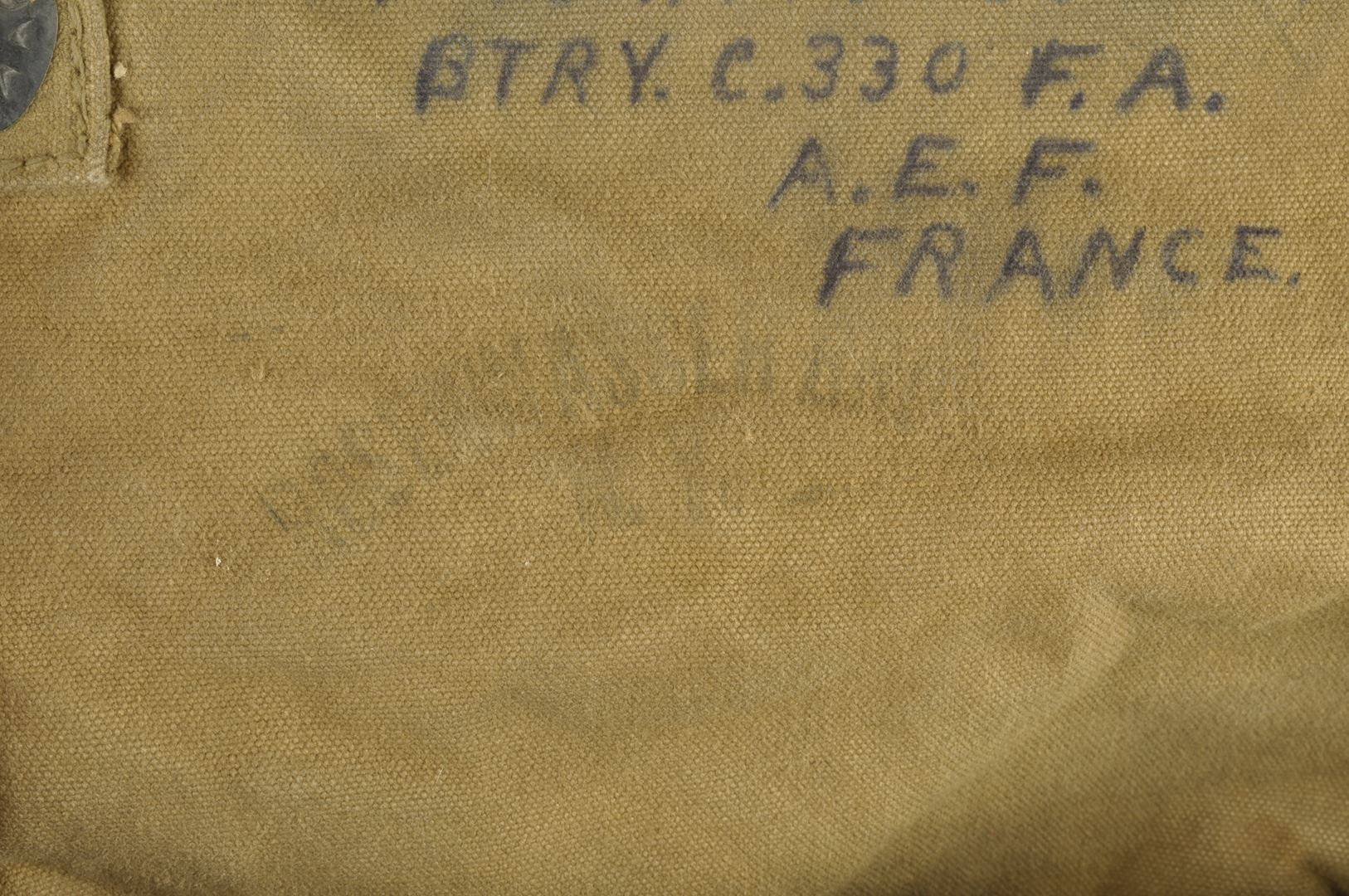 Sacoche Masque à Gaz US nominative et identifiée / 330th Field Artillery Regiment