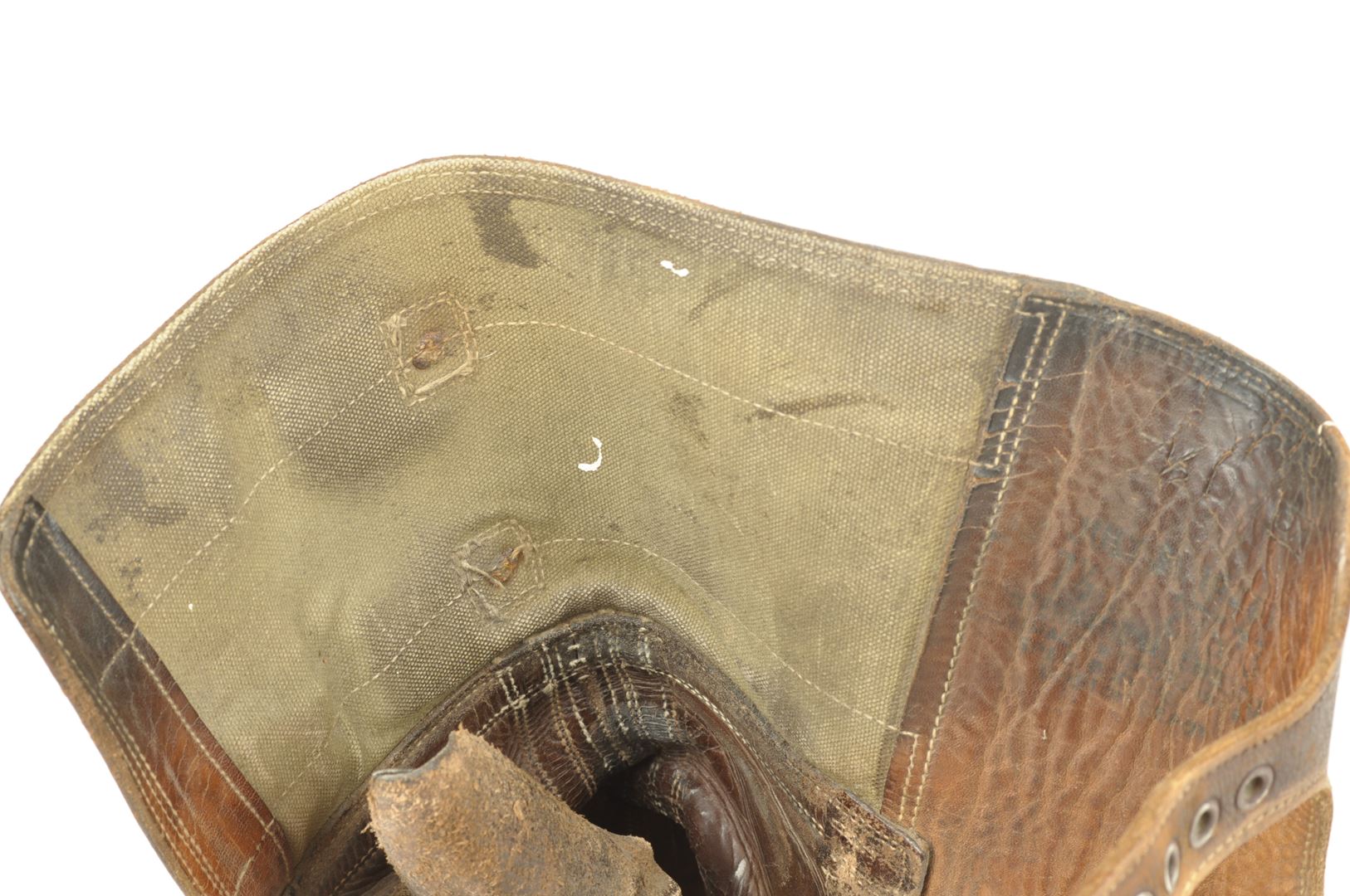 Brodequins à Jambières / Buckle Boots datés 1944