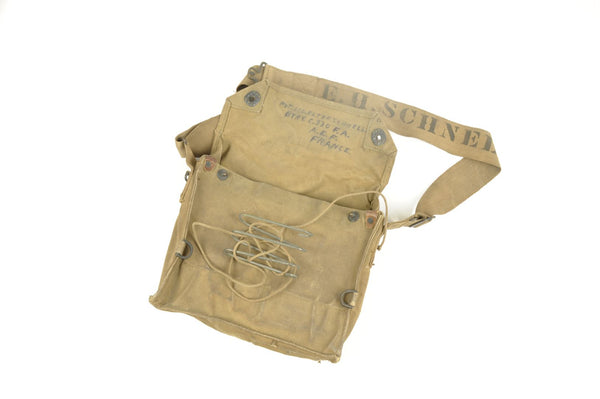 Sacoche Masque à Gaz US nominative et identifiée / 330th Field Artillery Regiment