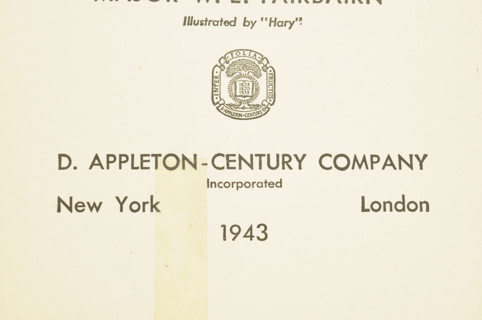 Livre ORIGINAL "GET TOUGH" daté 1943 / nominatif