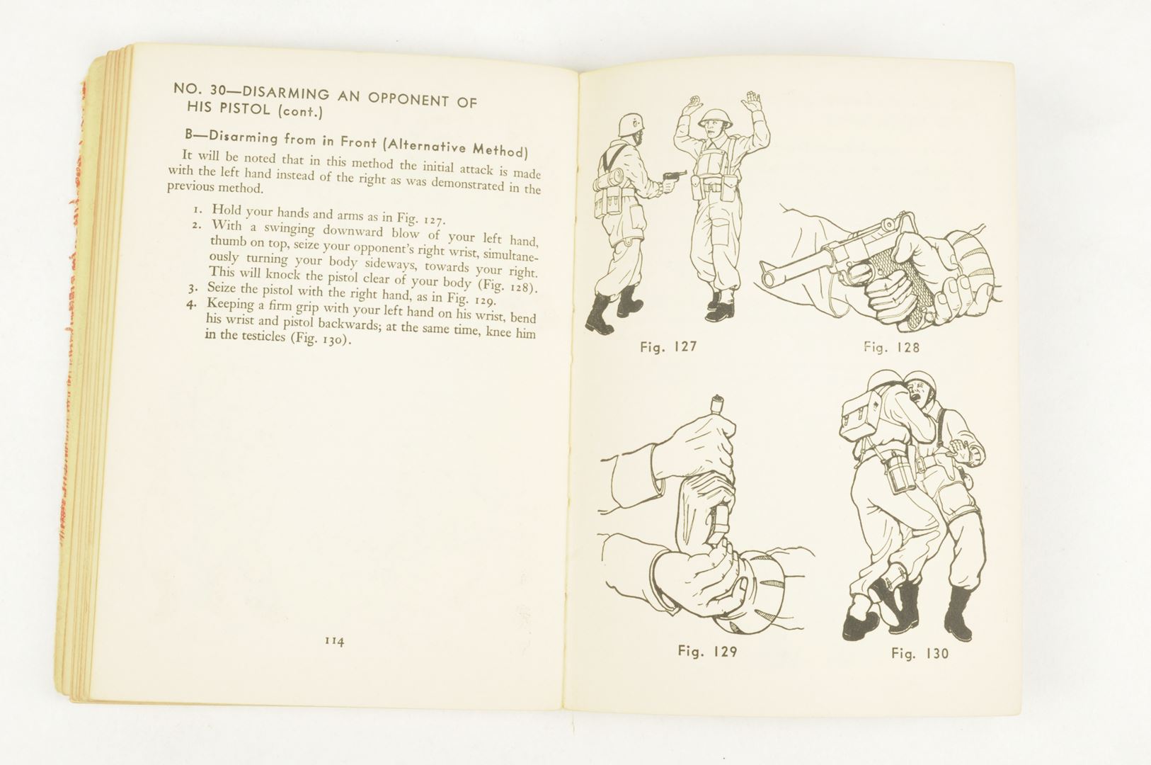 Livre ORIGINAL "GET TOUGH" daté 1943 / nominatif