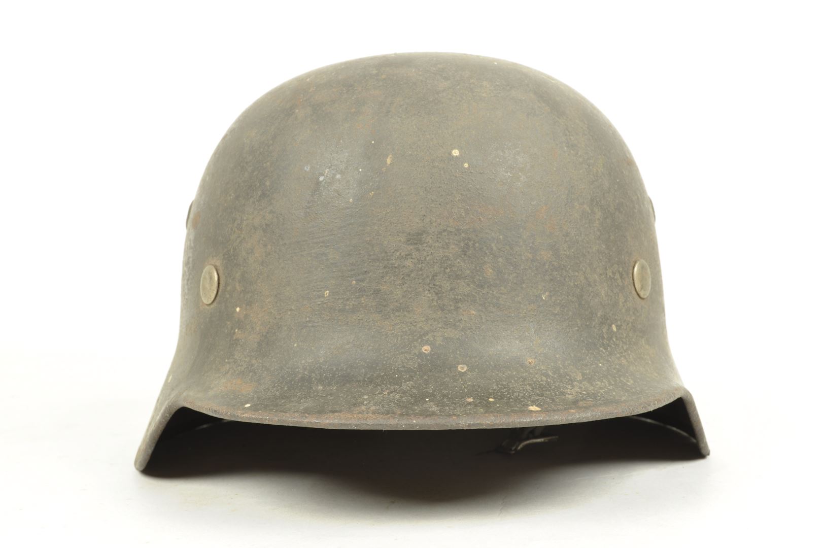 Casque allemand HEER modèle 35 Nominatif sorti de grenier