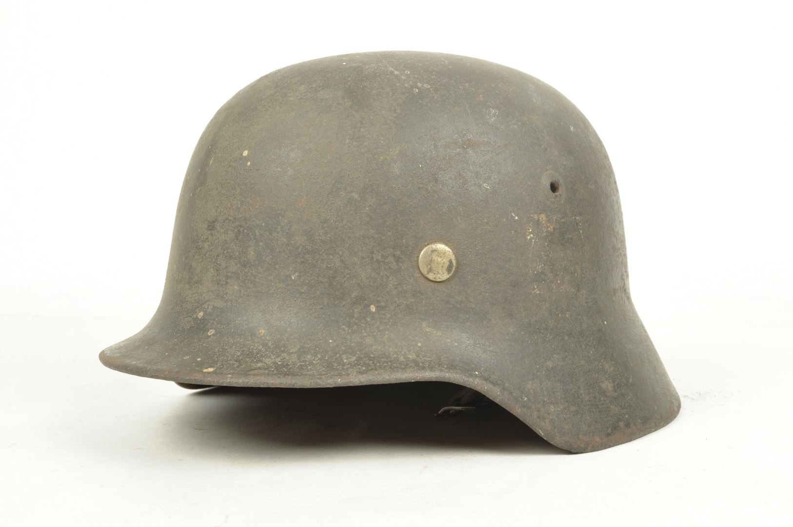 Casque allemand HEER modèle 35 Nominatif sorti de grenier