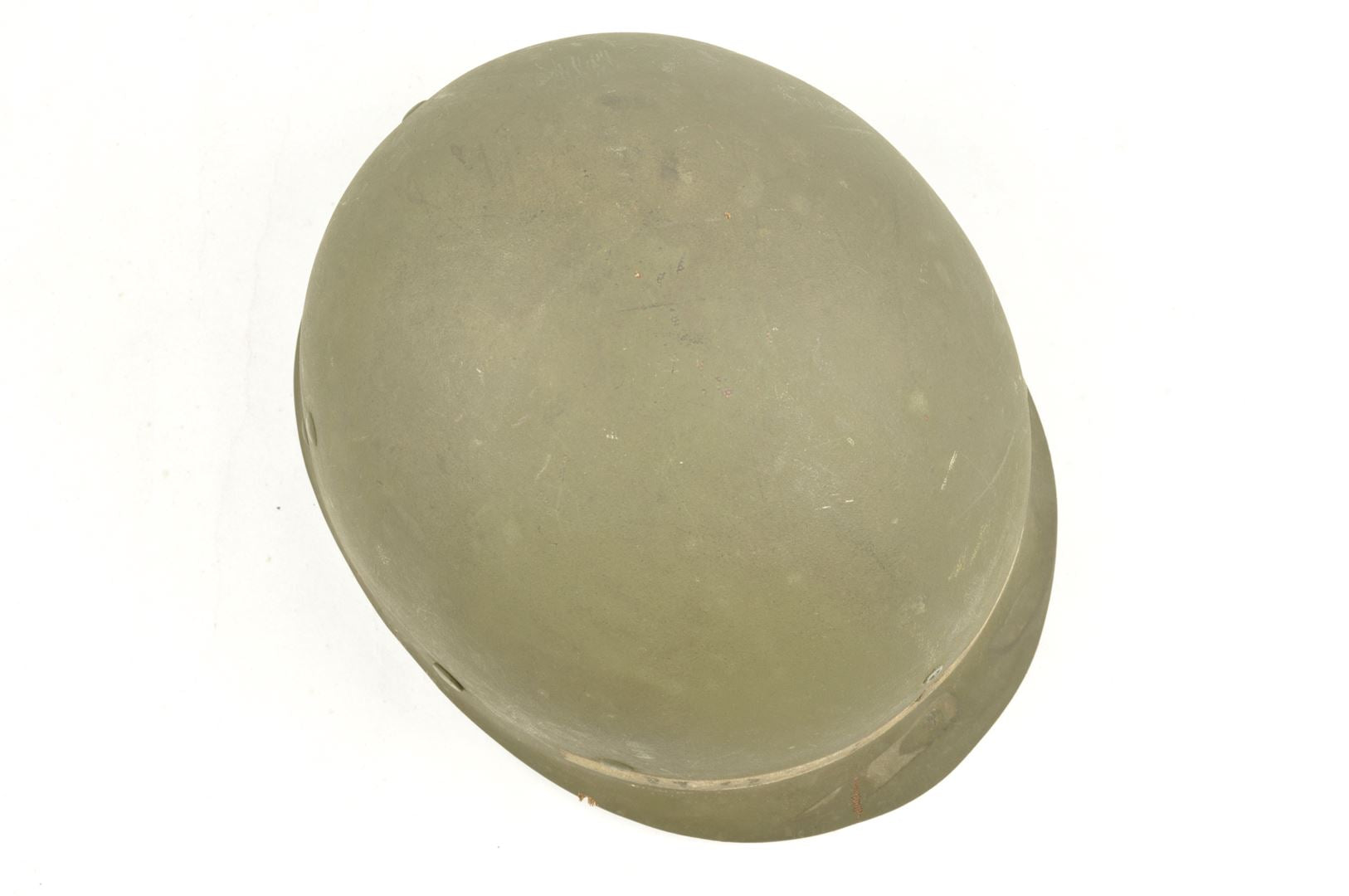 Casque US M1 impacté et son sous casque FIRESTONE nominatif / ARDENNES