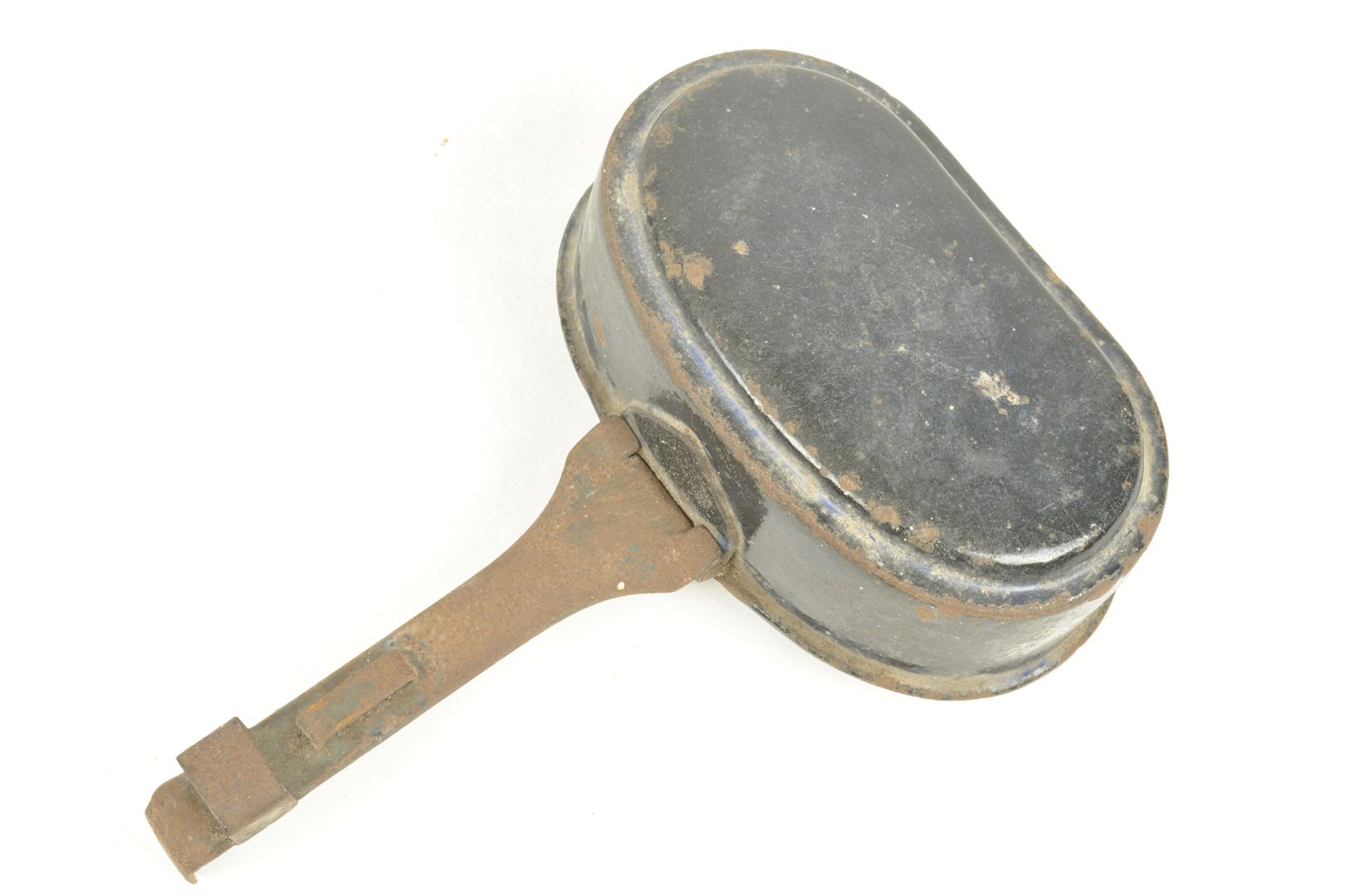 Gamelle Allemande émaillée modèle 1888 sortie de grenier
