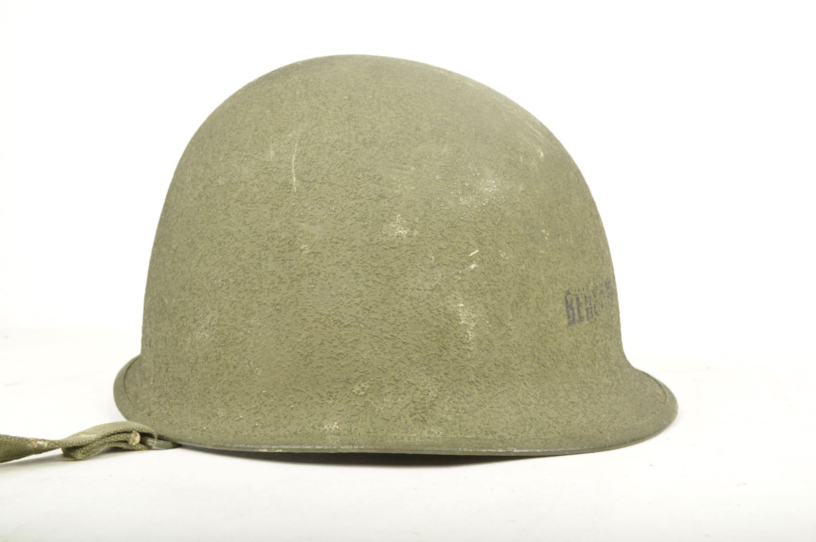 Casque US M1 SCHLUETER de l' US NAVY / Nominatif et identifié