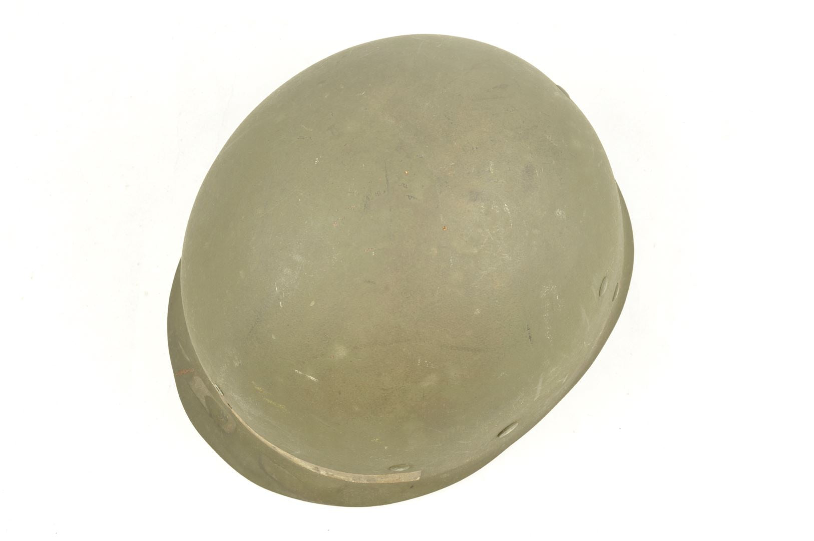 Casque US M1 impacté et son sous casque FIRESTONE nominatif / ARDENNES