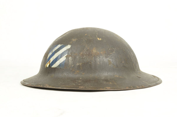 Casque US 17 3rd infantry division fabrication Britannique / Nominatif et identifié