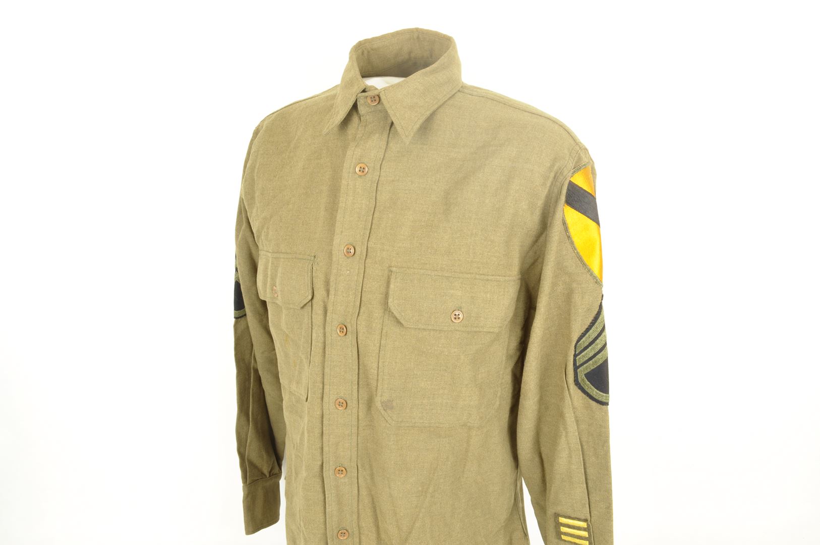 Chemise "moutarde" 77th Infantry Division identifiée / Okinawa