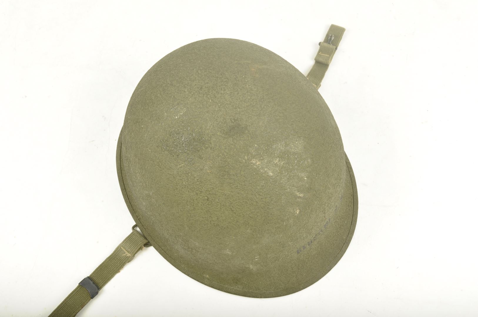 Casque US M1 SCHLUETER de l' US NAVY / Nominatif et identifié