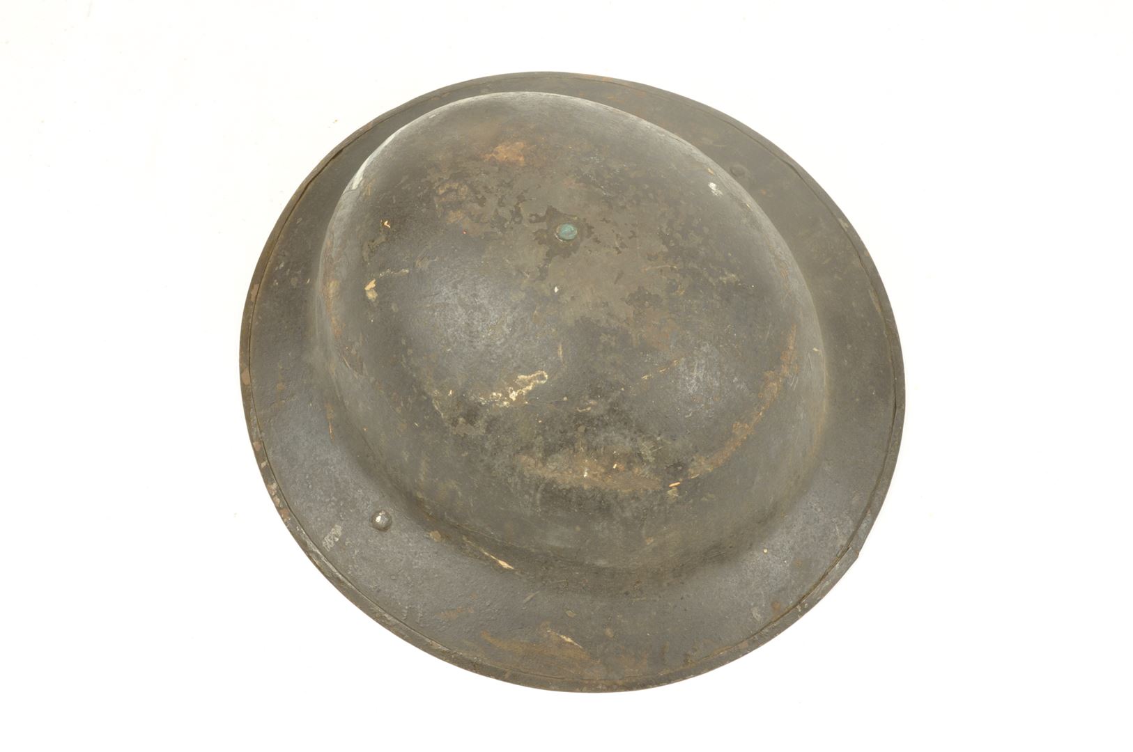 Casque US 17 3rd infantry division fabrication Britannique / Nominatif et identifié