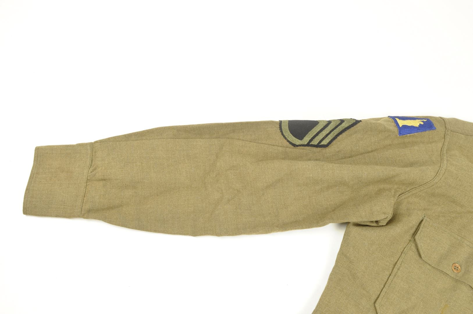 Chemise "moutarde" 77th Infantry Division identifiée / Okinawa