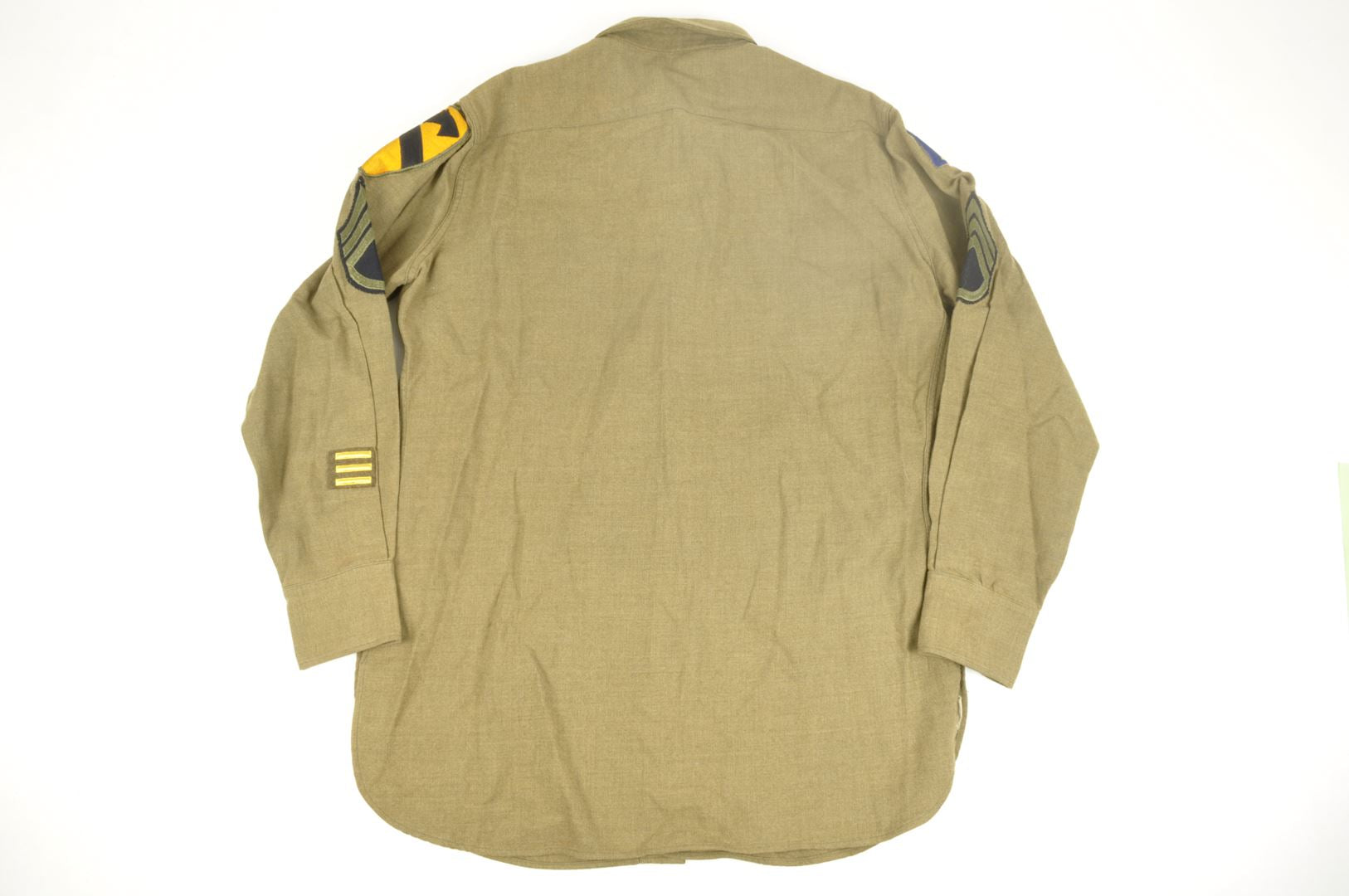 Chemise "moutarde" 77th Infantry Division identifiée / Okinawa