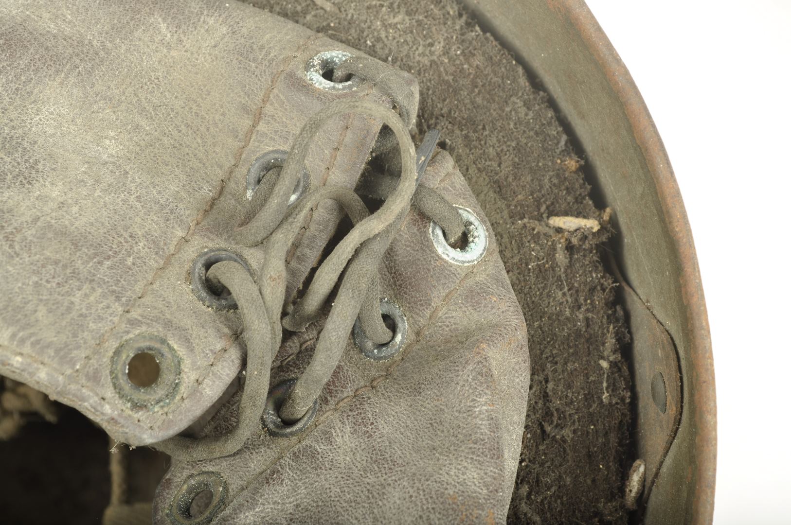 Casque Britannique Despatch Rider daté 1942 / Brigade Piron