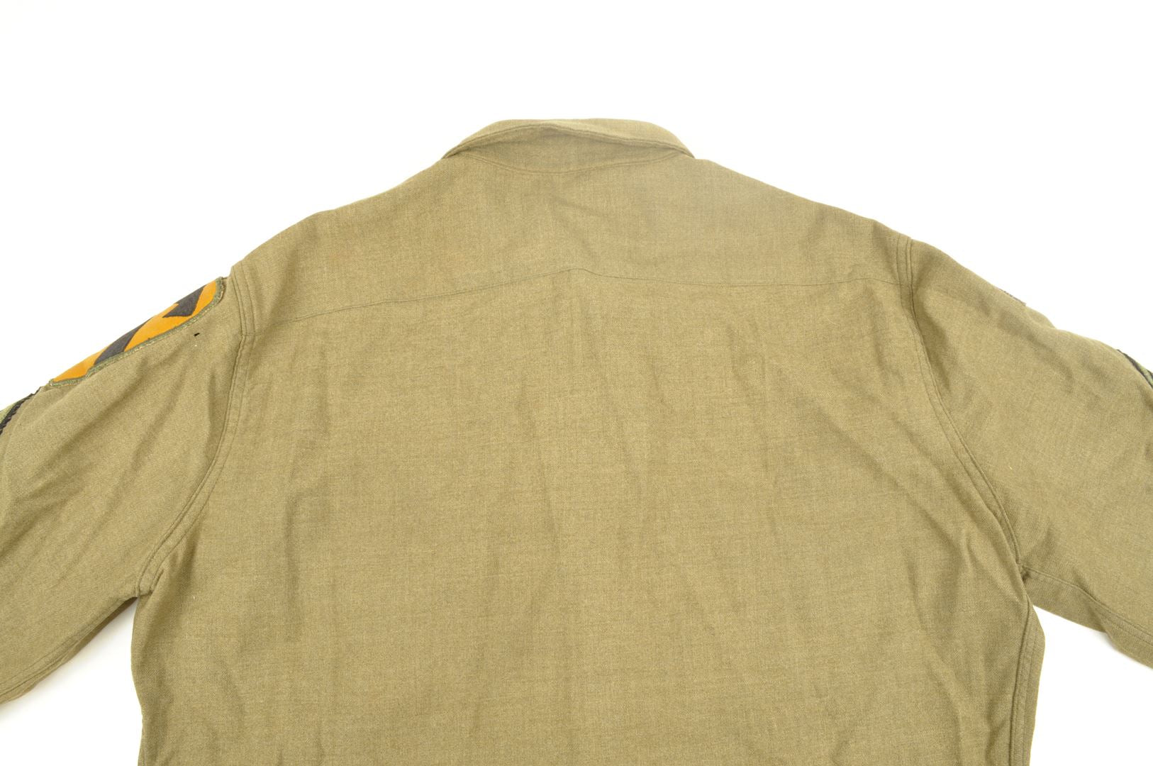 Chemise "moutarde" 77th Infantry Division identifiée / Okinawa