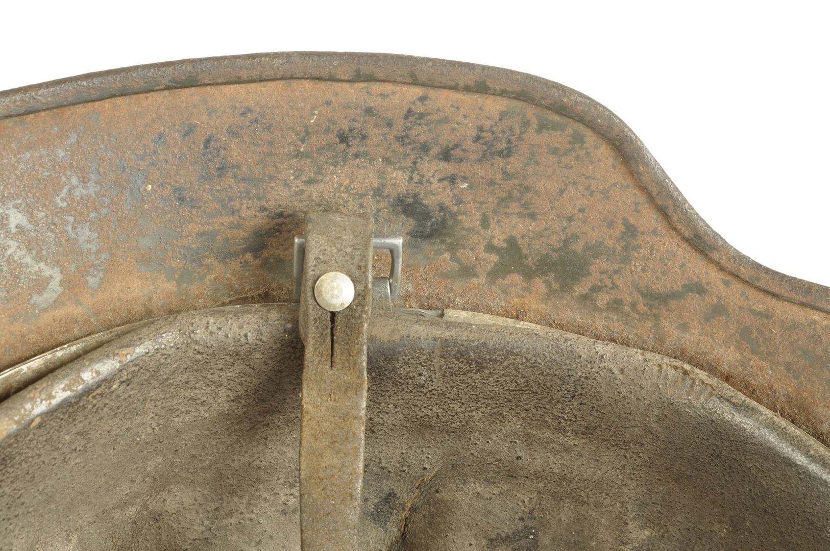 Casque allemand HEER modèle 35 Nominatif sorti de grenier