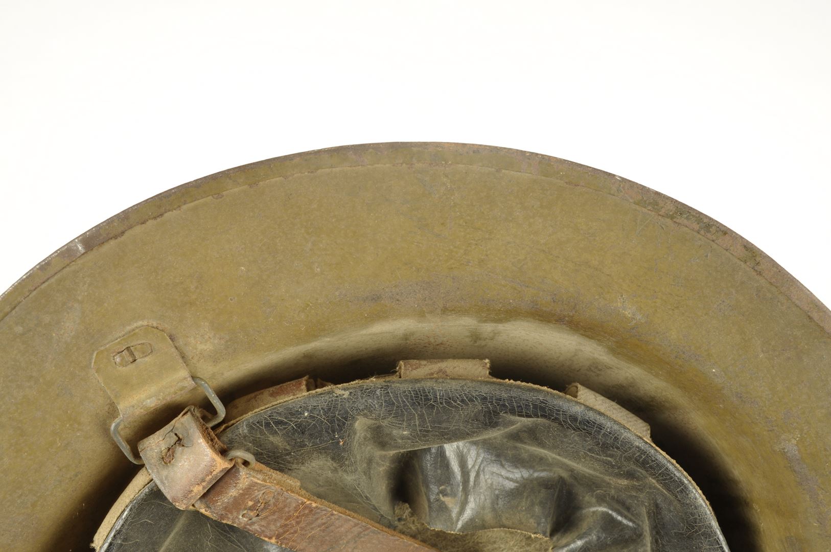 Casque US 17 3rd infantry division fabrication Britannique / Nominatif et identifié