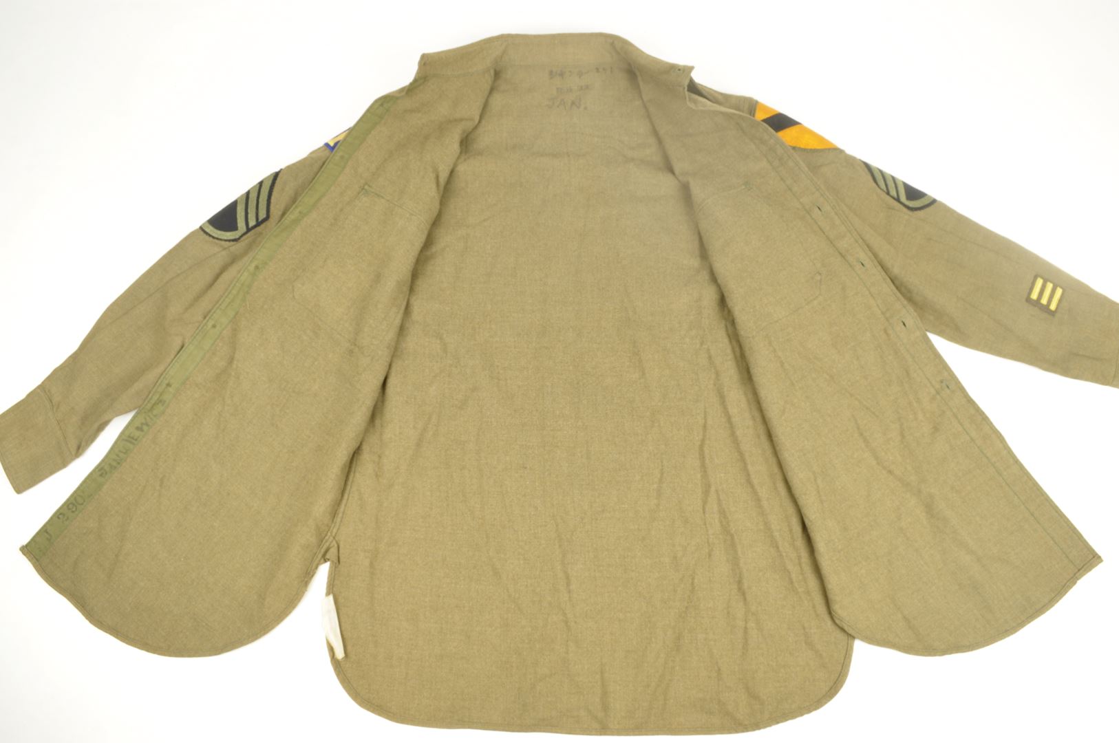 Chemise "moutarde" 77th Infantry Division identifiée / Okinawa