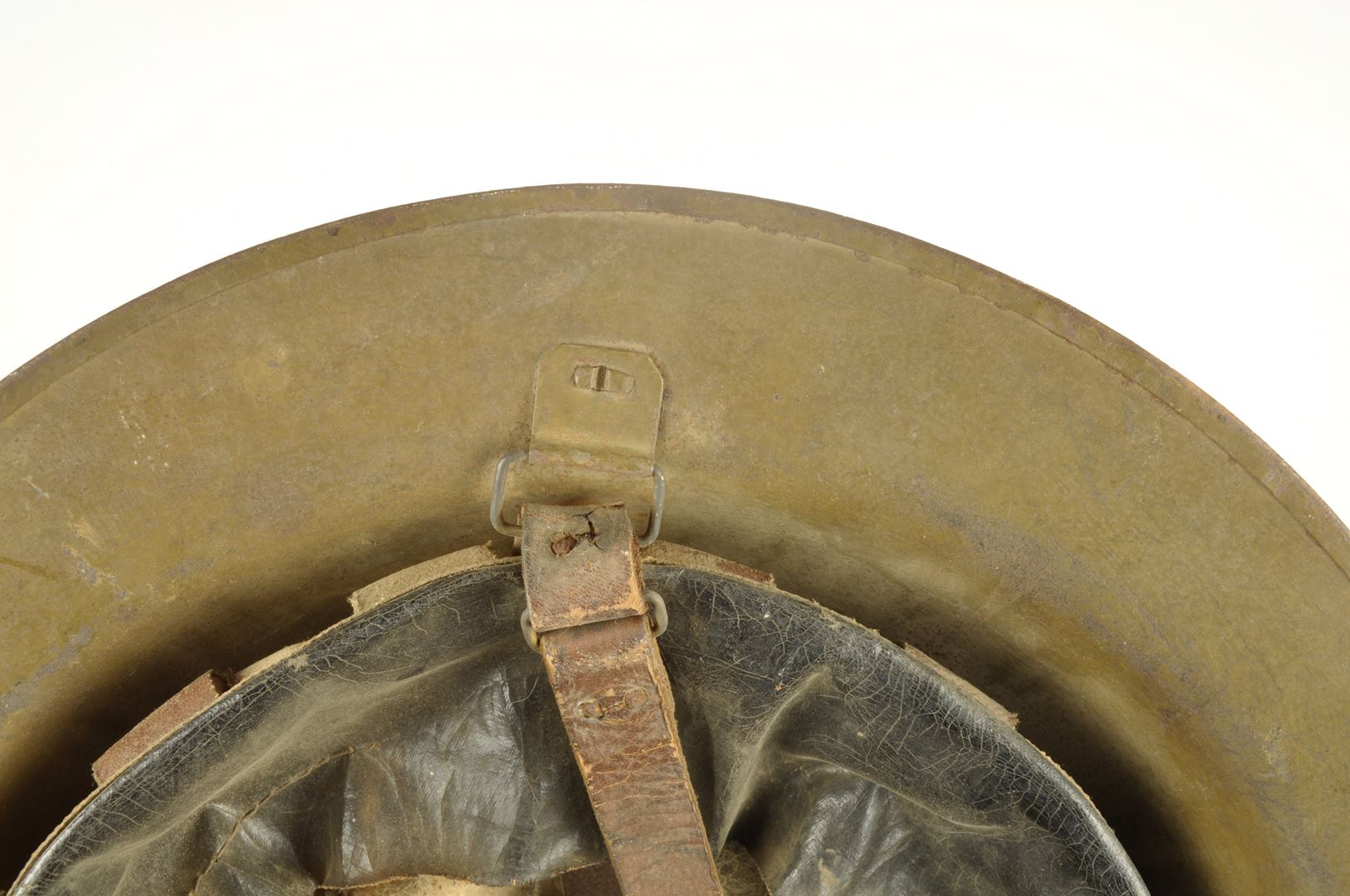 Casque US 17 3rd infantry division fabrication Britannique / Nominatif et identifié