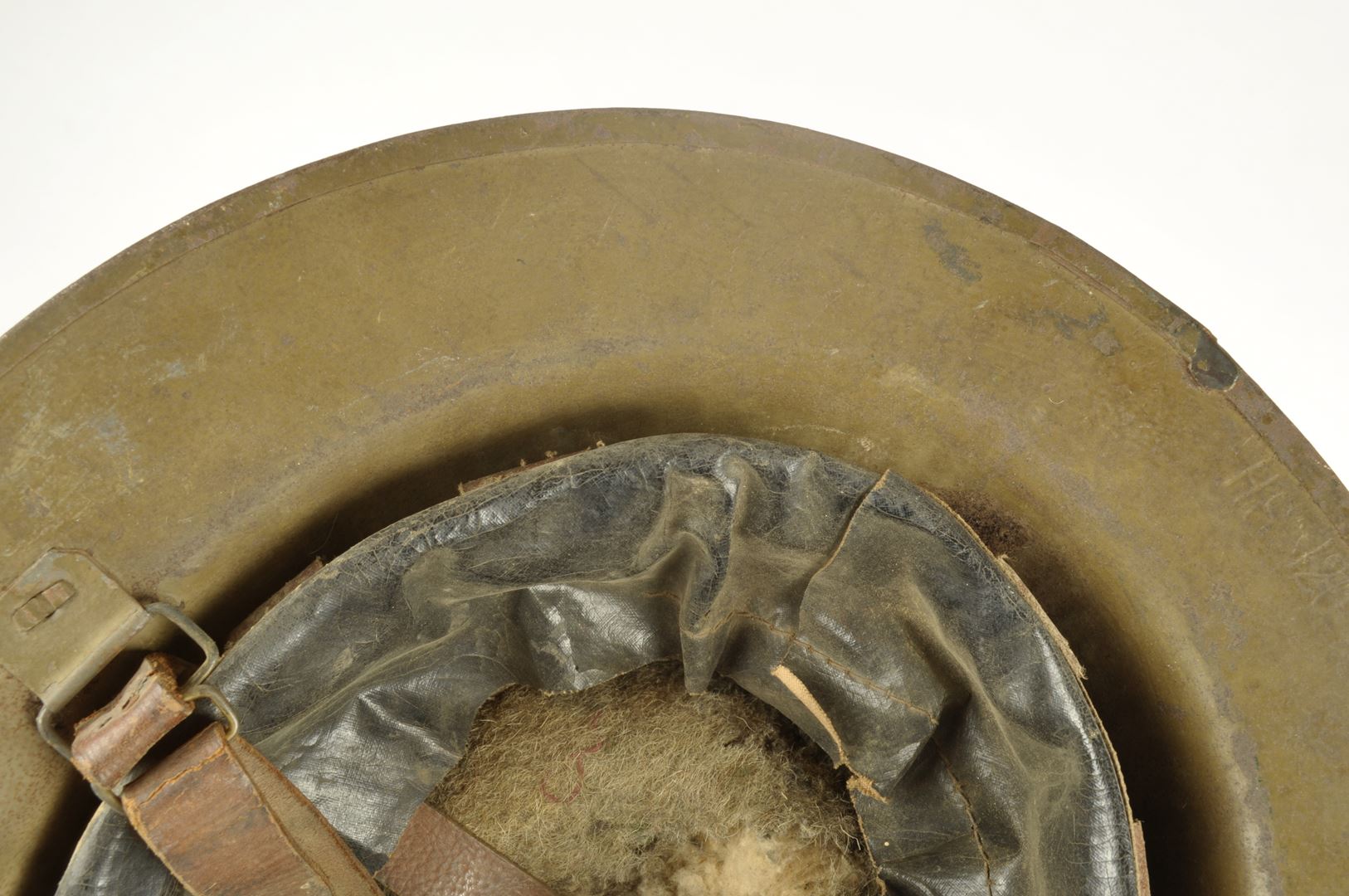 Casque US 17 3rd infantry division fabrication Britannique / Nominatif et identifié