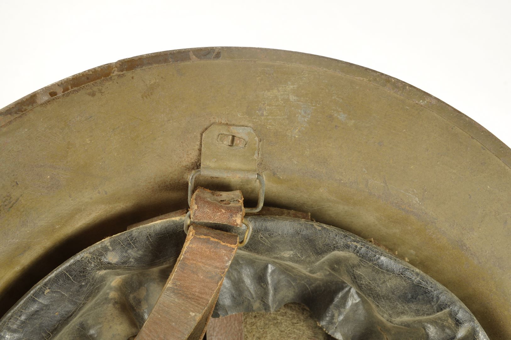 Casque US 17 3rd infantry division fabrication Britannique / Nominatif et identifié