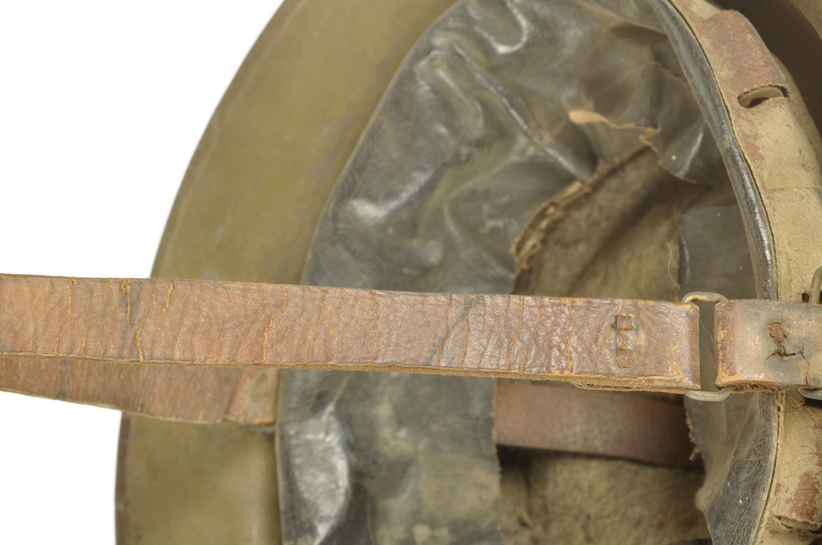 Casque US 17 3rd infantry division fabrication Britannique / Nominatif et identifié