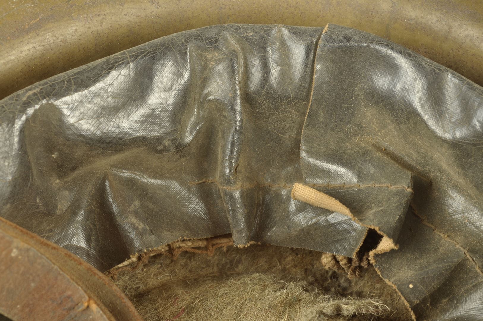 Casque US 17 3rd infantry division fabrication Britannique / Nominatif et identifié