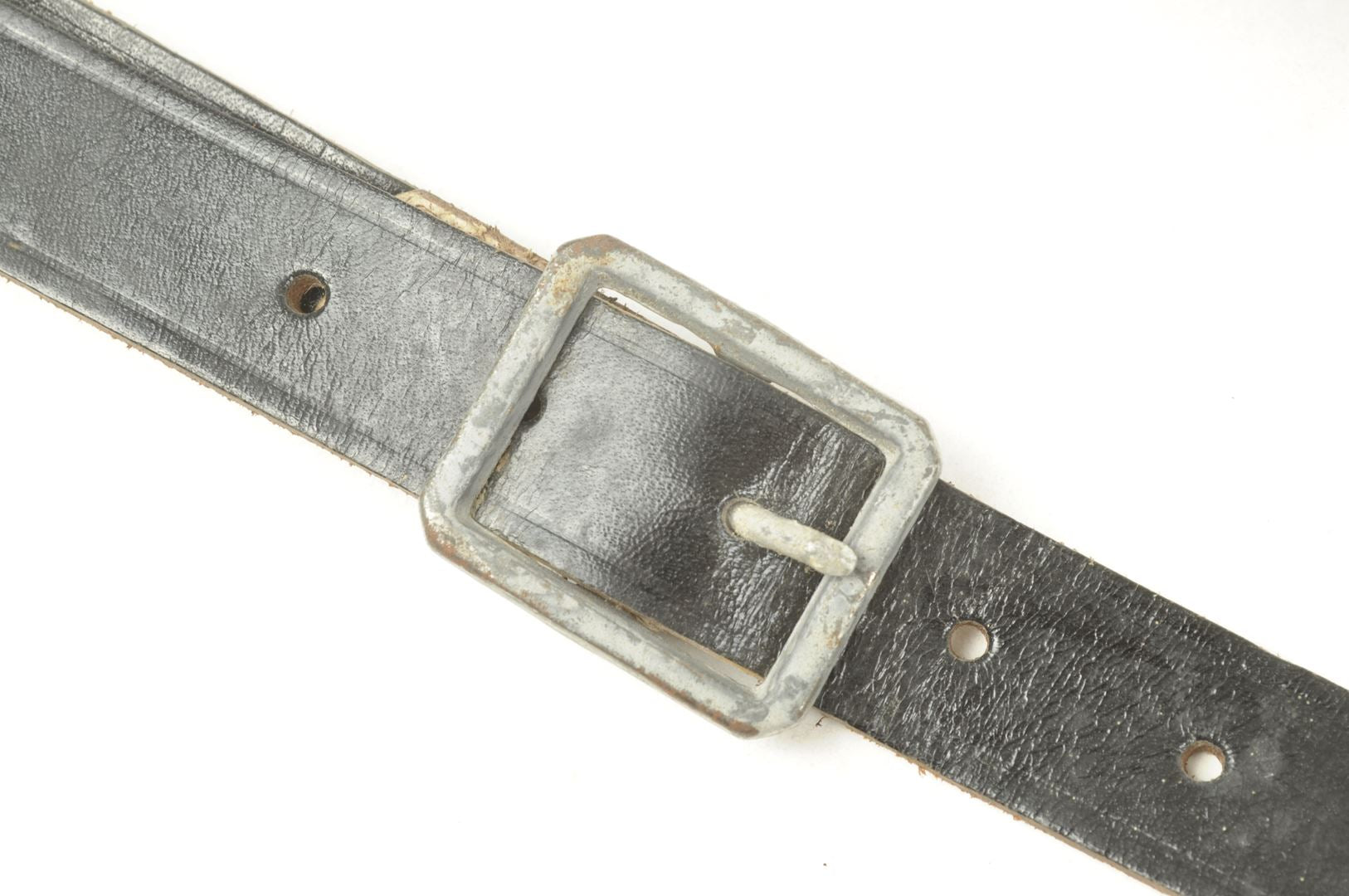 Sangle de boitier à jumelles datée 1940