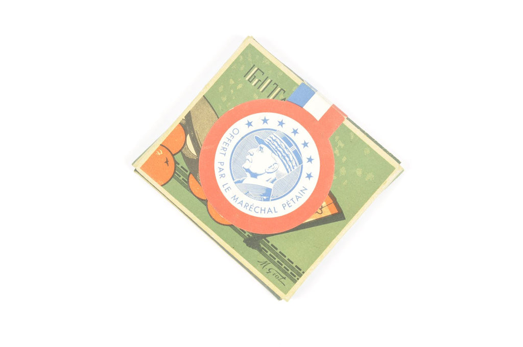 Paquet de Cigarettes à l'effigie du Maréchal / Scellé