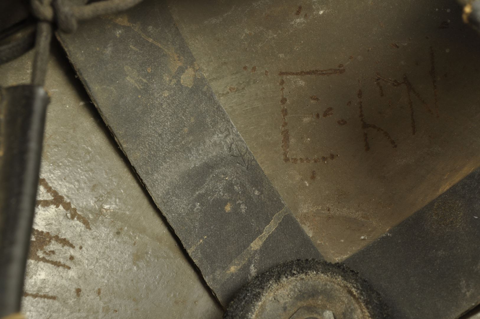 Casque Britannique MKII Nominatif 1940 / Royal Artillery 42nd East Lancashire Division