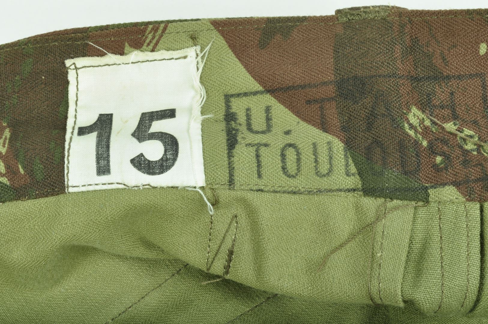 Pantalon TAP 47 / 56 camouflé / ETAT NEUF