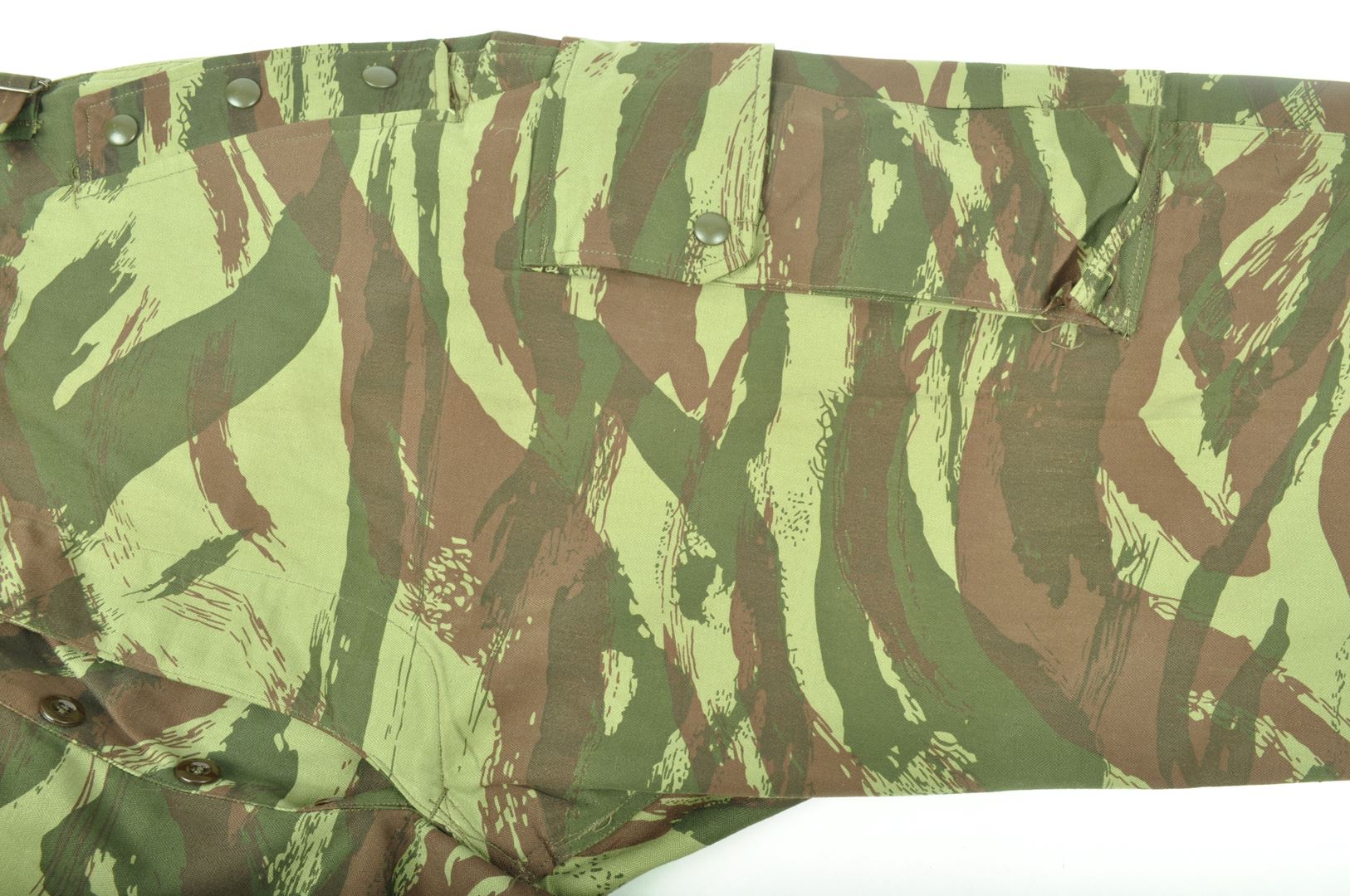 Pantalon TAP 47 / 56 camouflé / ETAT NEUF