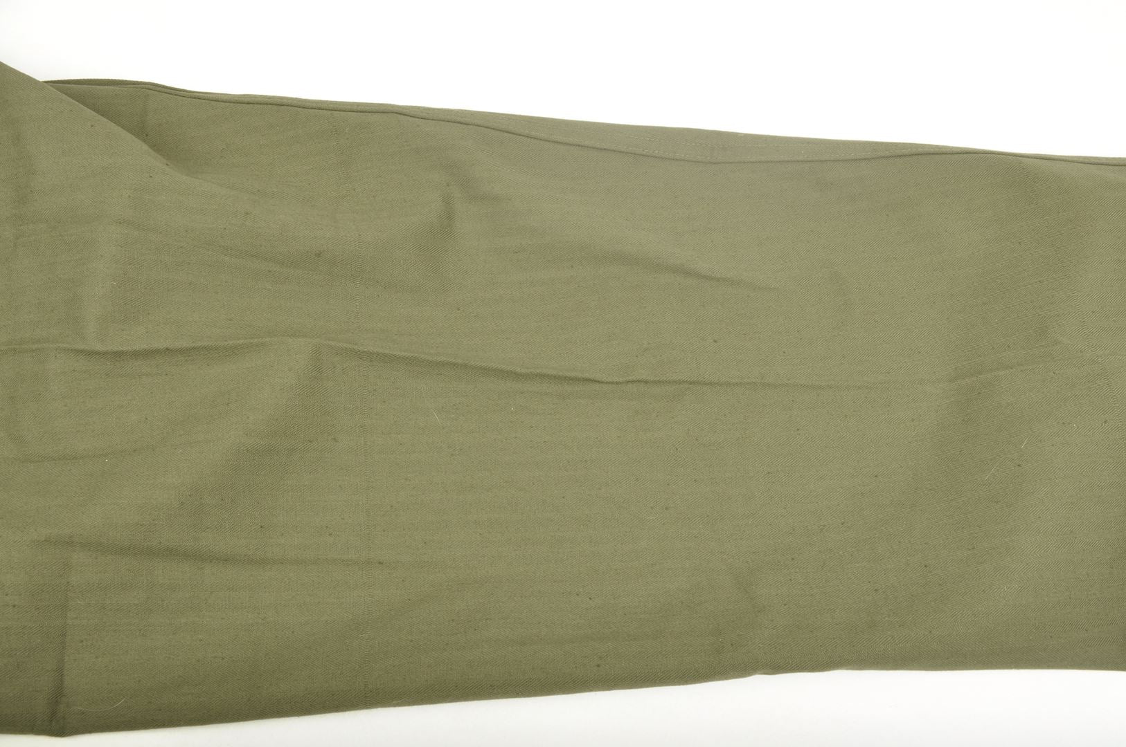 Pantalon HBT US ARMY / NEUF DE STOCK et daté 1944